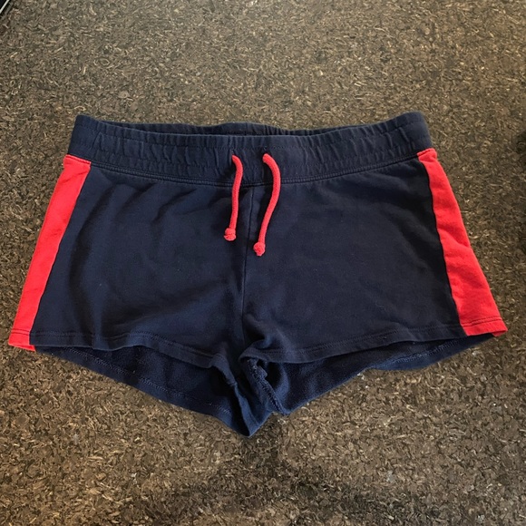 H&M Short Shorts 💙❤️ - Picture 1 of 2